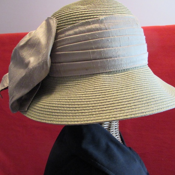 Vintage Womens hat main image 5